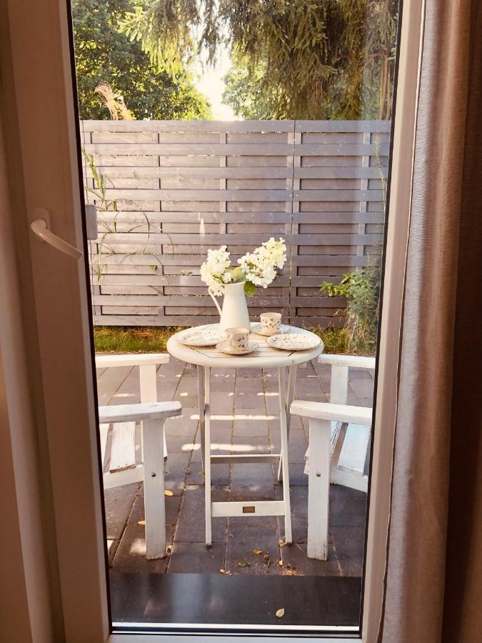 GartenLoft mit Outdoor Whirlpool und Garten Petershagen-Eggersdorf Exterior foto